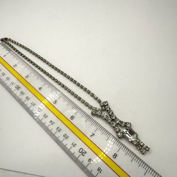 Rhinestone necklace - Picture 8 of 9